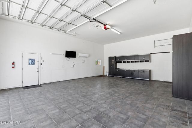 2437 E GROVERS Avenue, Phoenix, AZ 85032