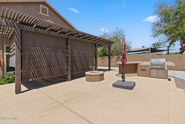 2437 E GROVERS Avenue, Phoenix, AZ 85032