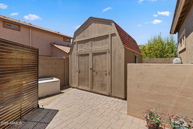 2437 E GROVERS Avenue, Phoenix, AZ 85032