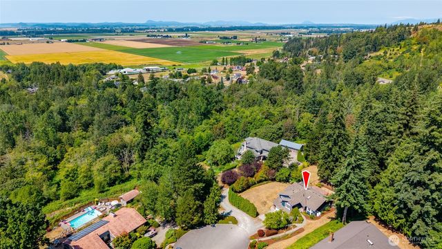20801 Hermway Heights Place, Mount Vernon, WA 98274