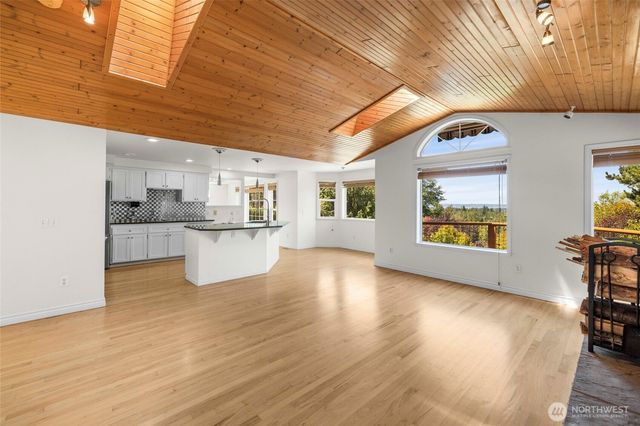 20801 Hermway Heights Place, Mount Vernon, WA 98274