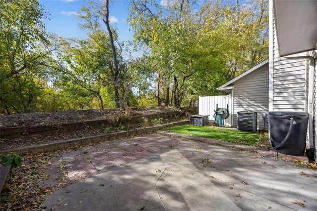 717 E Post Court SE, Cedar Rapids, IA 52403