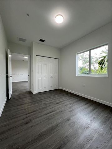 2311 NW 22nd Ave 305, Miami, FL 33142