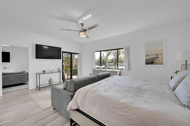 210 Captains Walk 701, Delray Beach, FL 33483