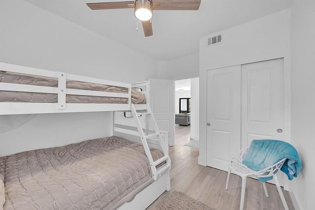 210 Captains Walk 701, Delray Beach, FL 33483