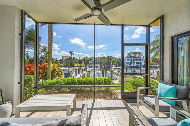 210 Captains Walk 701, Delray Beach, FL 33483