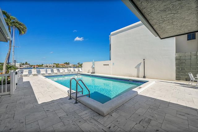 210 Captains Walk 701, Delray Beach, FL 33483
