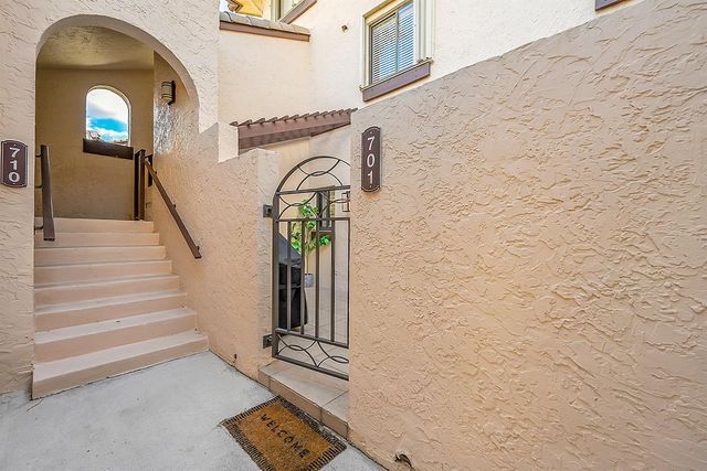 210 Captains Walk 701, Delray Beach, FL 33483