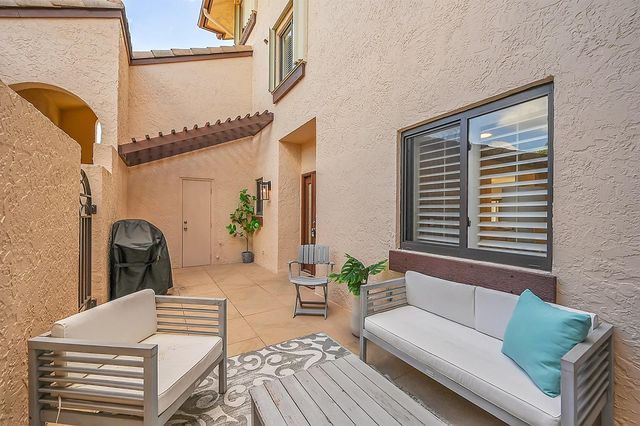 210 Captains Walk 701, Delray Beach, FL 33483