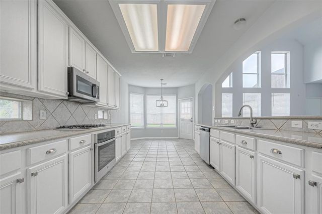 9519 Stone Terrace Court, Houston, TX 77089