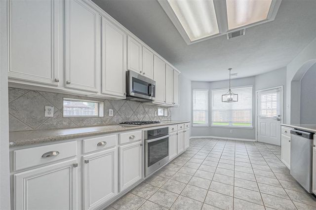9519 Stone Terrace Court, Houston, TX 77089