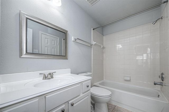 9519 Stone Terrace Court, Houston, TX 77089