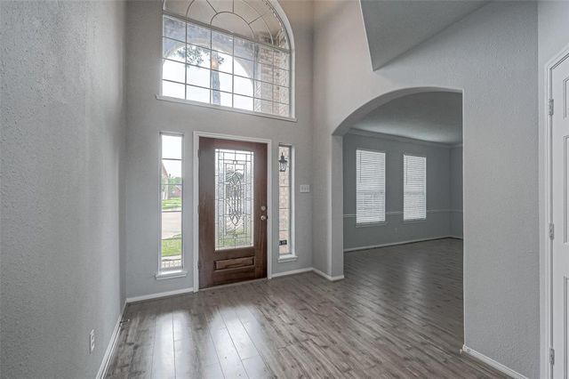 9519 Stone Terrace Court, Houston, TX 77089