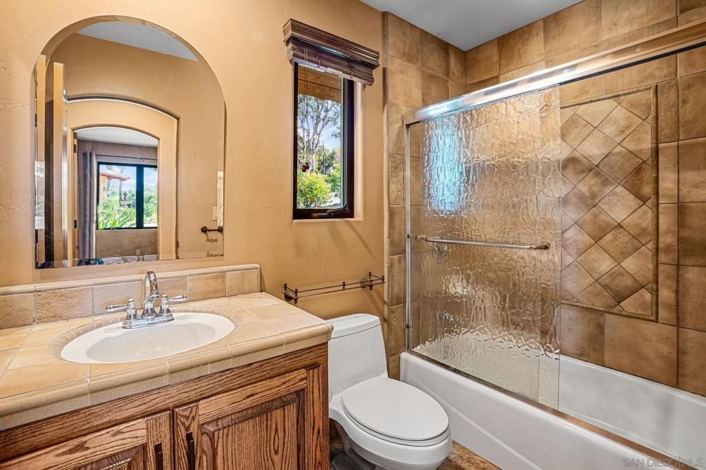 Image 21 of property listing at 30403 Toronga Way, Valley Center, CA 92082