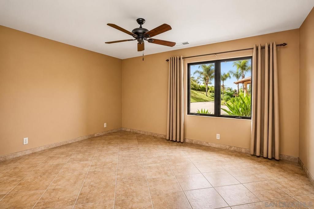 Image 34 of property listing at 30403 Toronga Way, Valley Center, CA 92082