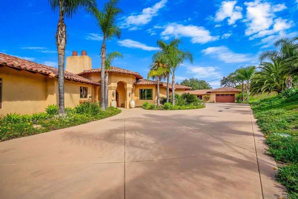Image 45 of property listing at 30403 Toronga Way, Valley Center, CA 92082