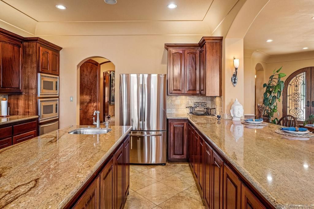 Image 6 of property listing at 30403 Toronga Way, Valley Center, CA 92082
