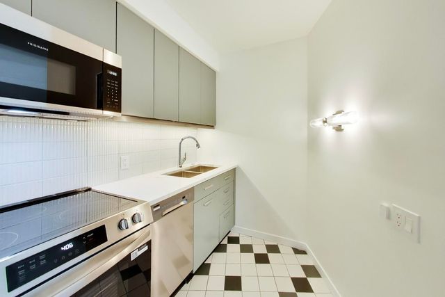 300 N State Street 3106, Chicago, IL 60654
