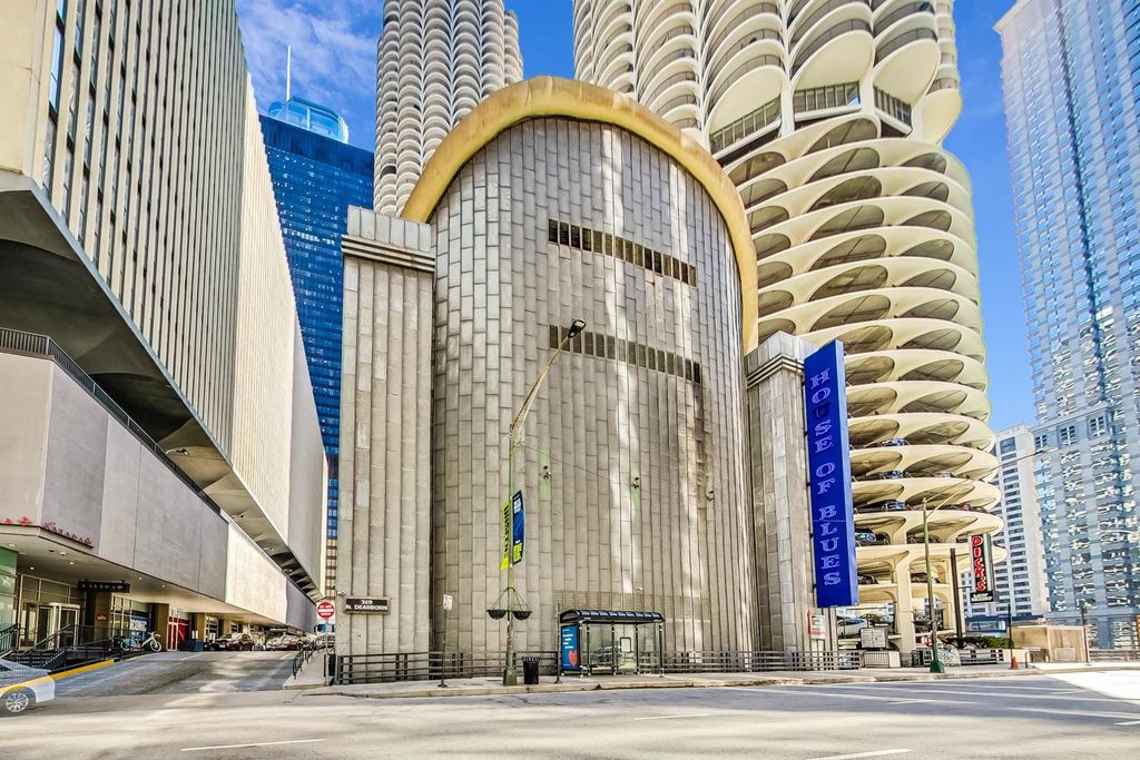 300 N State Street 3106, Chicago, IL 60654 — photo 2