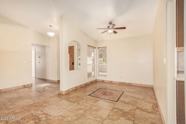 9152 W REDFIELD Road, Peoria, AZ 85381