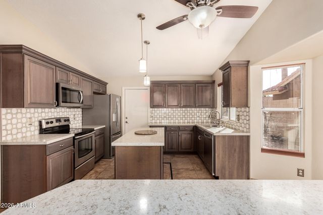 9152 W REDFIELD Road, Peoria, AZ 85381