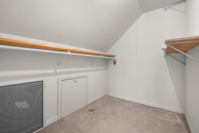 705 9th St. NE, Minot, ND 58703