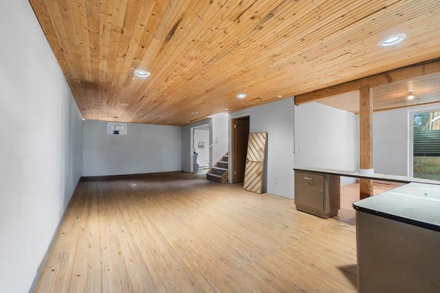 705 9th St. NE, Minot, ND 58703