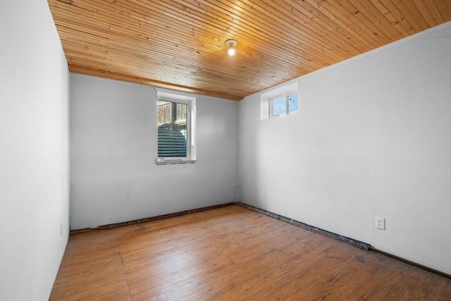 705 9th St. NE, Minot, ND 58703