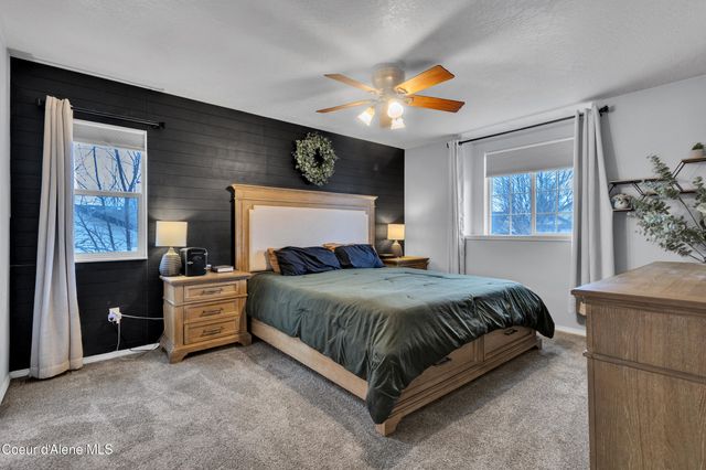 1055 E Warm Springs Ave, Post Falls, ID 83854