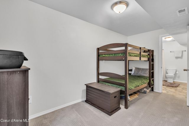 1055 E Warm Springs Ave, Post Falls, ID 83854