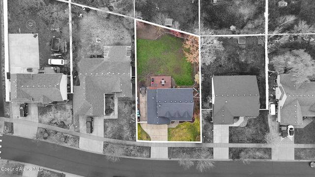 1055 E Warm Springs Ave, Post Falls, ID 83854