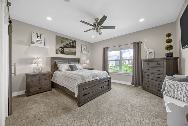 1558 Settlers Dr, Marion, IA 52302