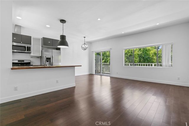 4859 Coldwater Canyon 12, Sherman Oaks, CA 91423