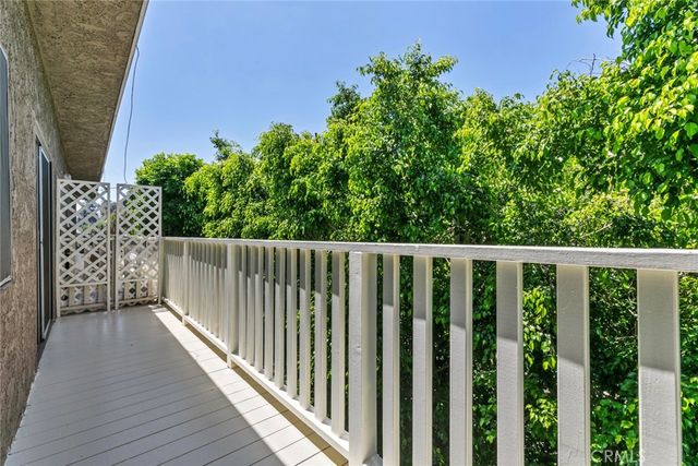 4859 Coldwater Canyon 12, Sherman Oaks, CA 91423