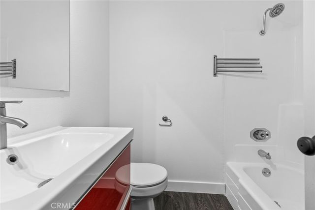 4859 Coldwater Canyon 12, Sherman Oaks, CA 91423