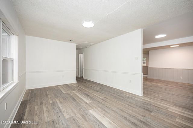 3036 Woodlawn Avenue, Moss Point, MS 39563