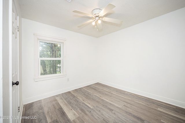 3036 Woodlawn Avenue, Moss Point, MS 39563