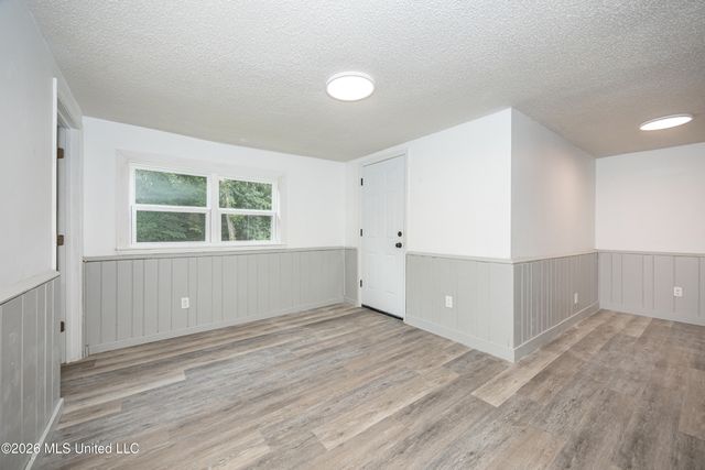 3036 Woodlawn Avenue, Moss Point, MS 39563
