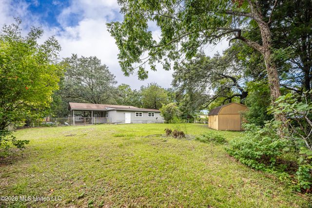 3036 Woodlawn Avenue, Moss Point, MS 39563