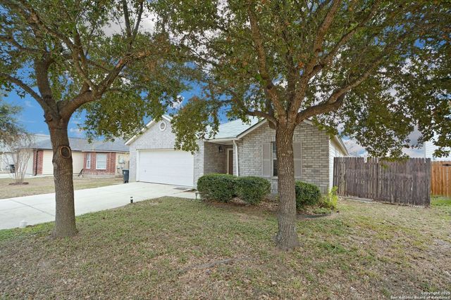 419 AARON LN, New Braunfels, TX 78130