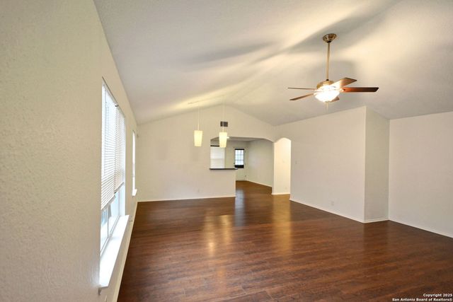 419 AARON LN, New Braunfels, TX 78130