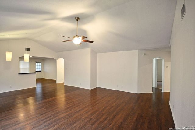 419 AARON LN, New Braunfels, TX 78130