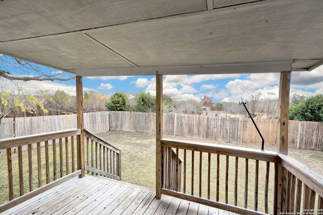 419 AARON LN, New Braunfels, TX 78130