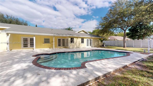 15012 SW 146th St, Miami, FL 33196