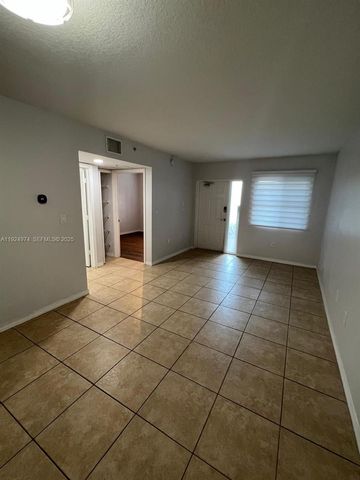 22641 SW 88th Pl 103, Cutler Bay, FL 33190