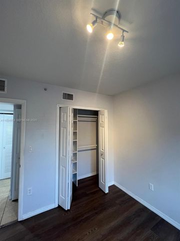 22641 SW 88th Pl 103, Cutler Bay, FL 33190