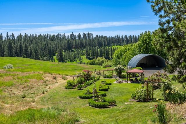 8225 S Regal Rd, Spokane, WA 99223