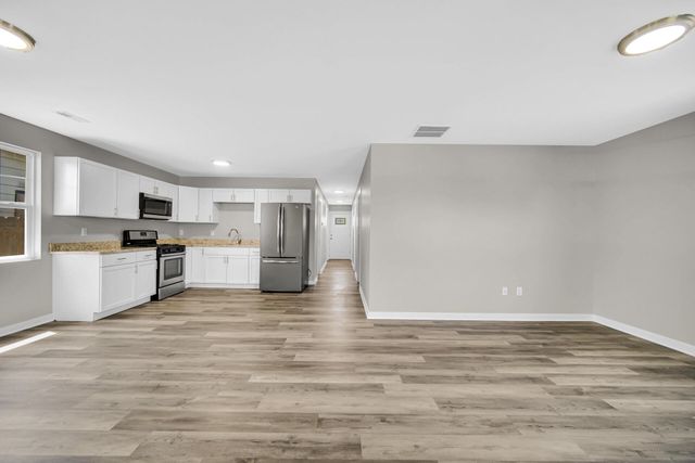 2808 New Jersey Street, Lake Station, IN 46405