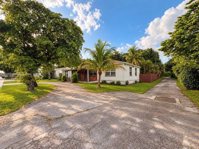 1526 NE 135th Street, North Miami, FL 33161