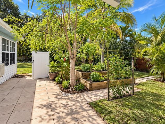 1526 NE 135th Street, North Miami, FL 33161